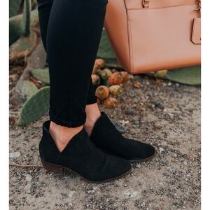 🆕 Lucky brand Womens Baley black bootie